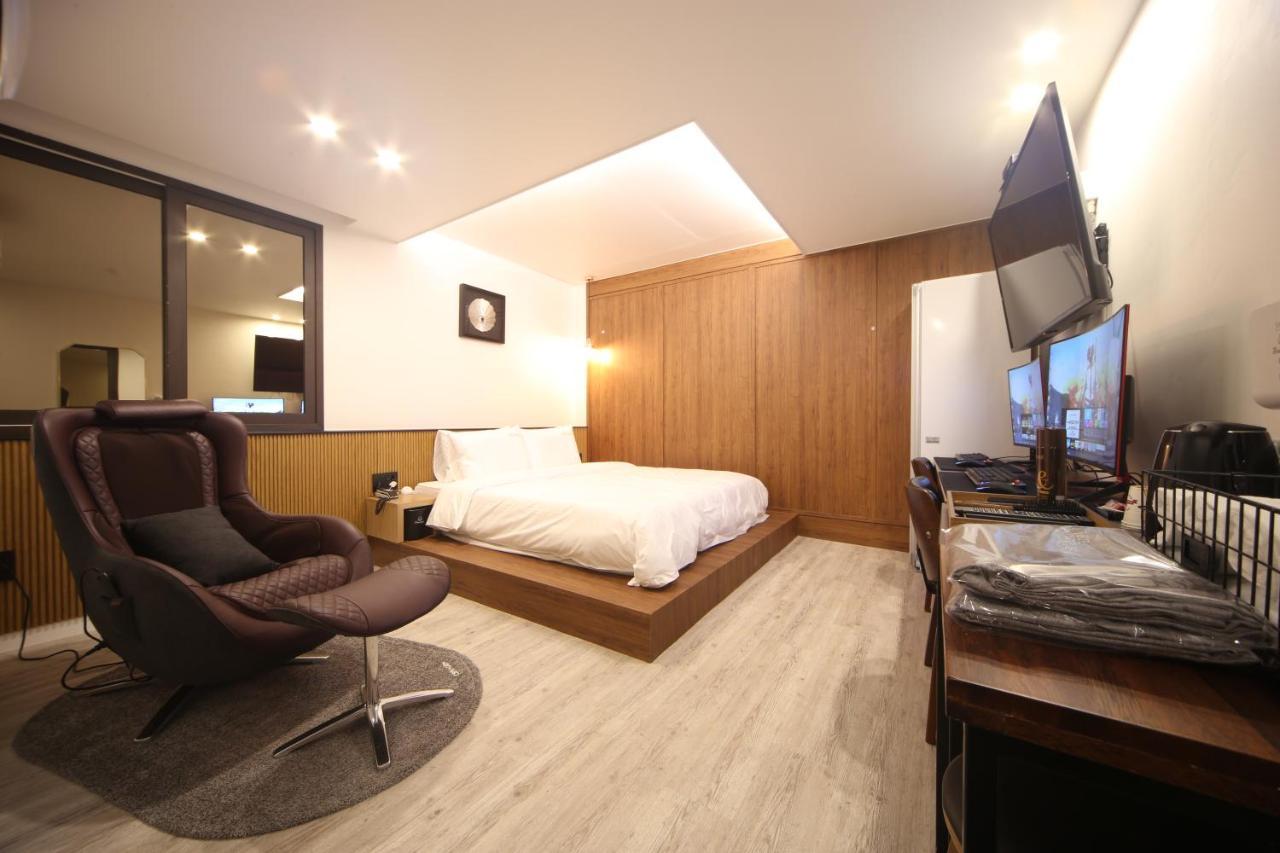 The Stone Bridge Hotel Sasang Busan Exterior foto